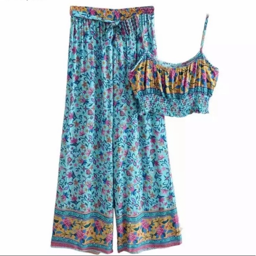 SOLD OUT Boho Floral Gypsy Crop Top & Wide Leg Pant Set - Picture 2 of 6